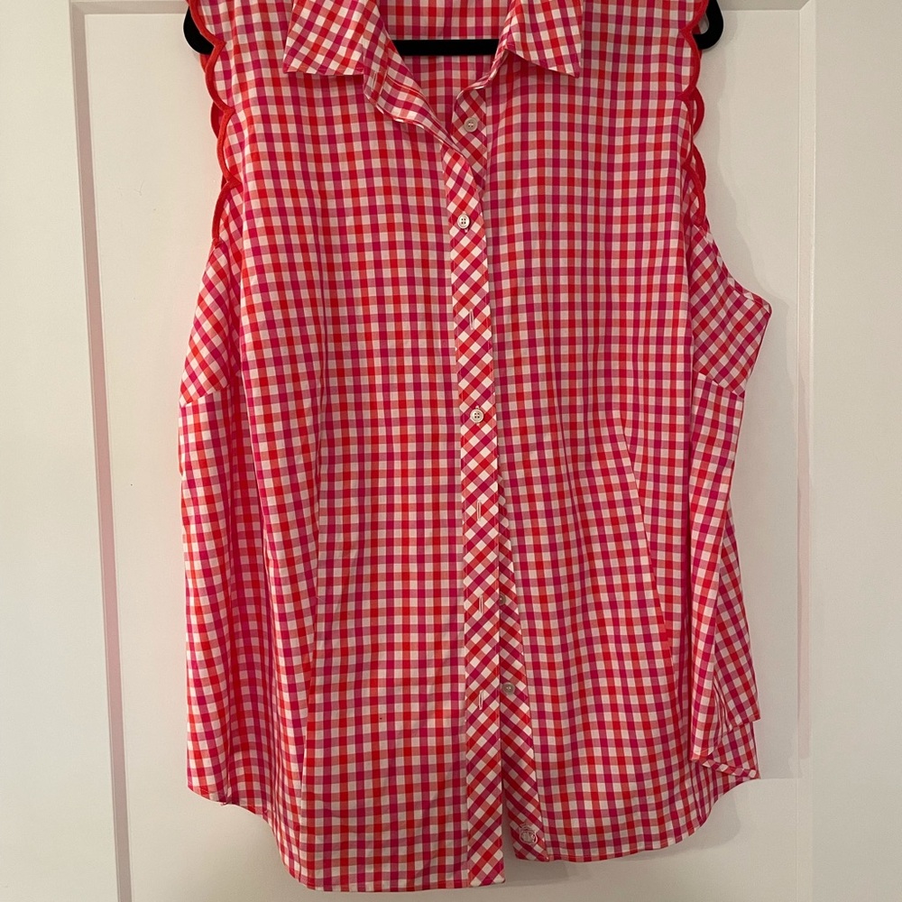 Talbots sleeveless buttoned plaid top with scalloped arms 22WP